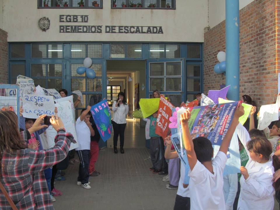 SAN NICOLÁS: LOGRO DEL SUTEBA: TAPIAL PERIMETRAL PARA EES N°15 [EP Nº10]