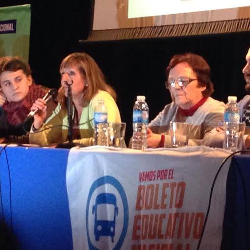 UN LOGRO DE LA COMUNIDAD EDUCATIVA: EL BOLETO ESTUDIANTIL GRATUITO ES LEY