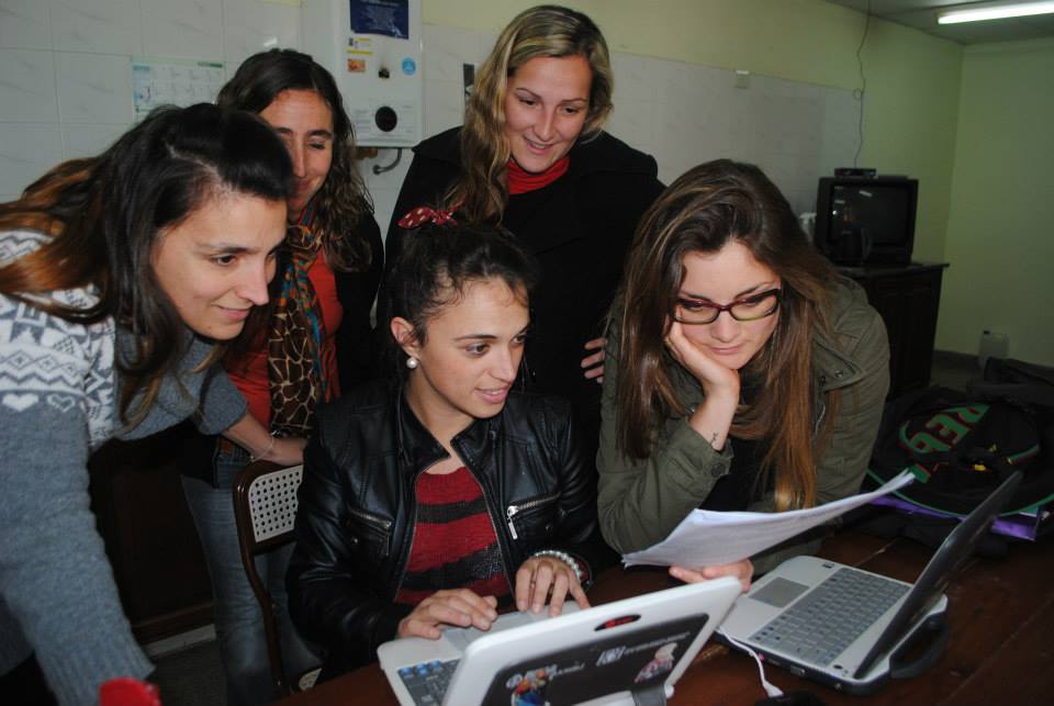 SEMINARIO "ENSEÑAR CON LA RADIO ESCOLAR COMUNITARIA"