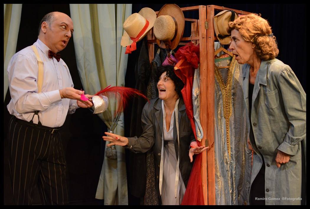 OBRA DE TEATRO: "VOS TE CREÉS QUE ES FÁCIL...SER SOFÍA BOZÁN?"