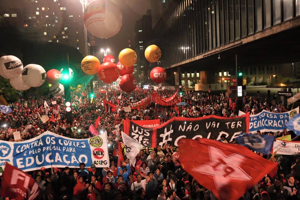 LA CTA DE LOS TRABAJADORES JUNTO AL PUEBLO Y AL GOBIERNO DEMOCRÁTICO Y POPULAR DE BRASIL