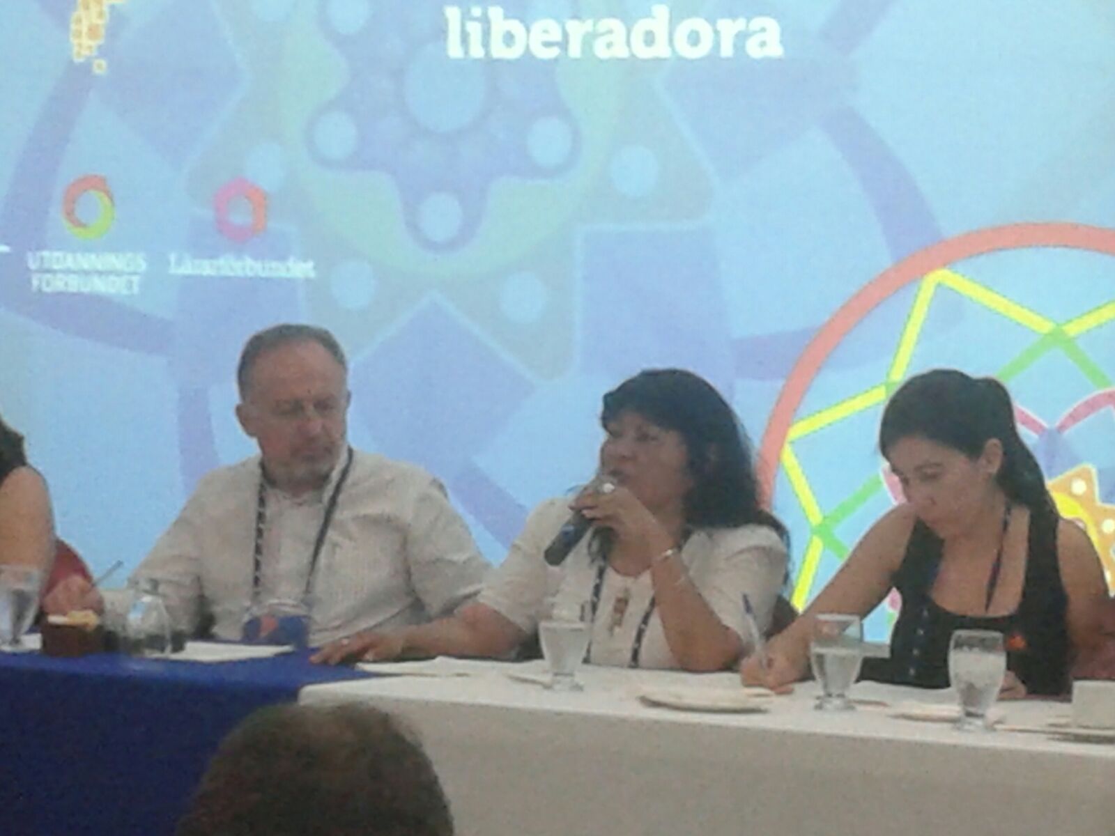 FUERTE PRESENCIA DE SUTEBA Y CTERA EN EL MOVIMIENTO PEDAGÓGICO LATINOAMERICANO