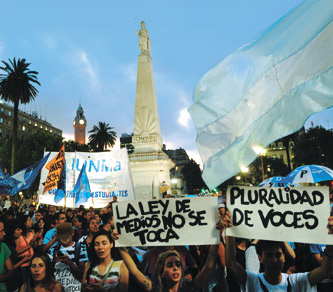 UNA LEY MUY DEBATIDA QUE SE CAMBIÓ POR DNU