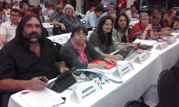 "MÁS DEMOCRACIA, MÁS DERECHOS Y MEJORES EMPLEOS"