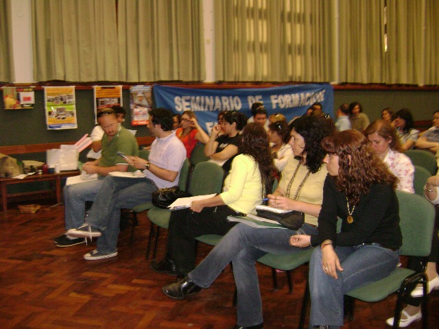 SAN NICOLÁS: 2º ENCUENTRO DEL SEMINARIO "ADOLESCENTES Y PROFESORES CONSTRUYENDO LA ESCUELA"