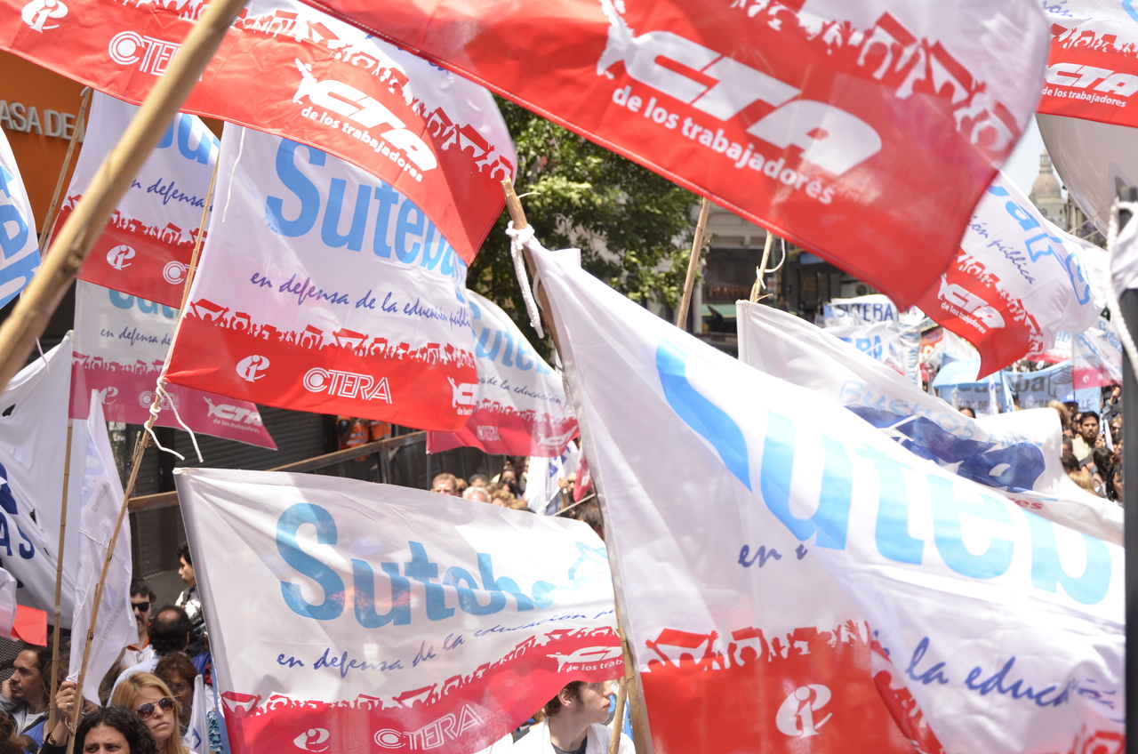 NO A LA PRECARIZACIÓN LABORAL