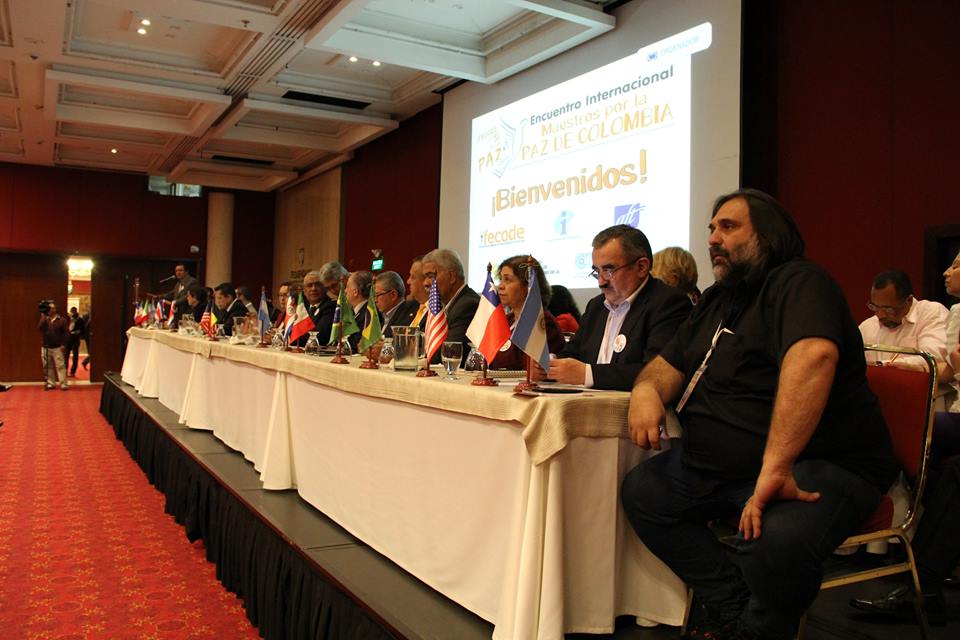 ENCUENTRO INTERNACIONAL DE MAESTROS POR LA PAZ EN COLOMBIA