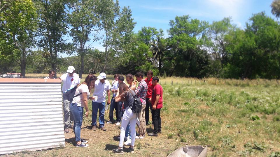 ESCUELAS AGRARIAS Y TÉCNICAS DE PIE