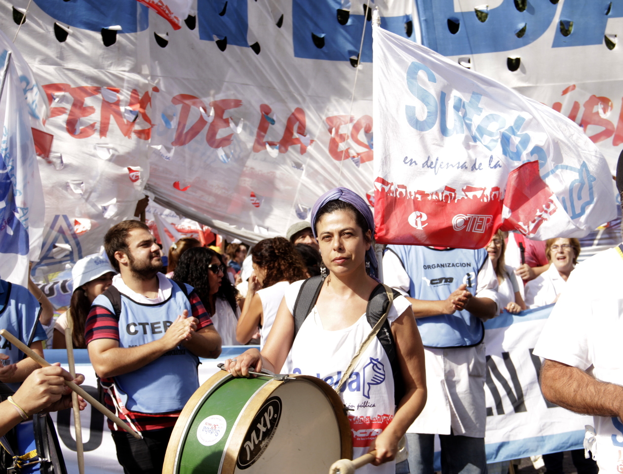 UN NUEVO DÍA DE PARO: EL GOBIERNO NO TOMA NOTA