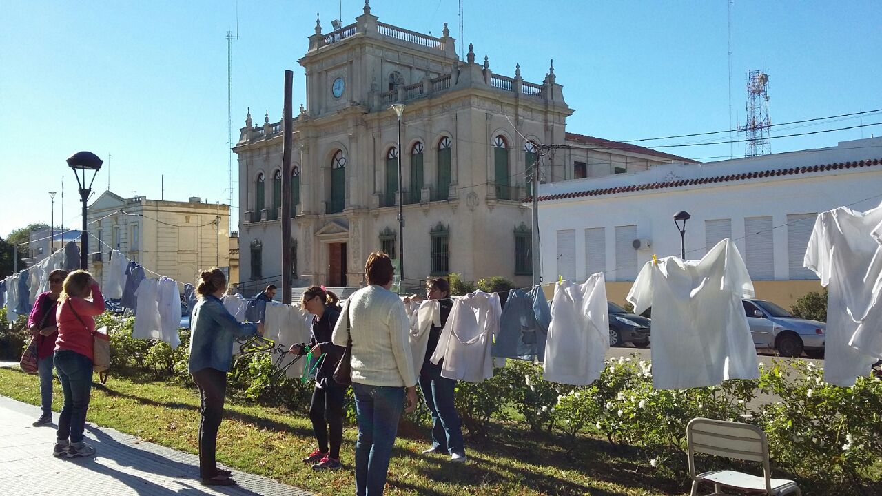 LA FIRMEZA DE LOS DOCENTES RECORRE LA PROVINCIA
