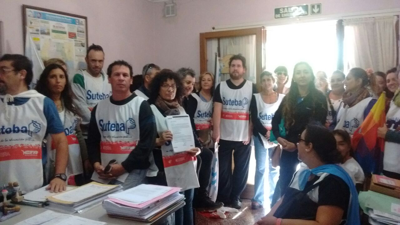 DESCUENTOS ILEGALES: UN ATENTADO AL BOLSILLO DE LOS MAESTROS