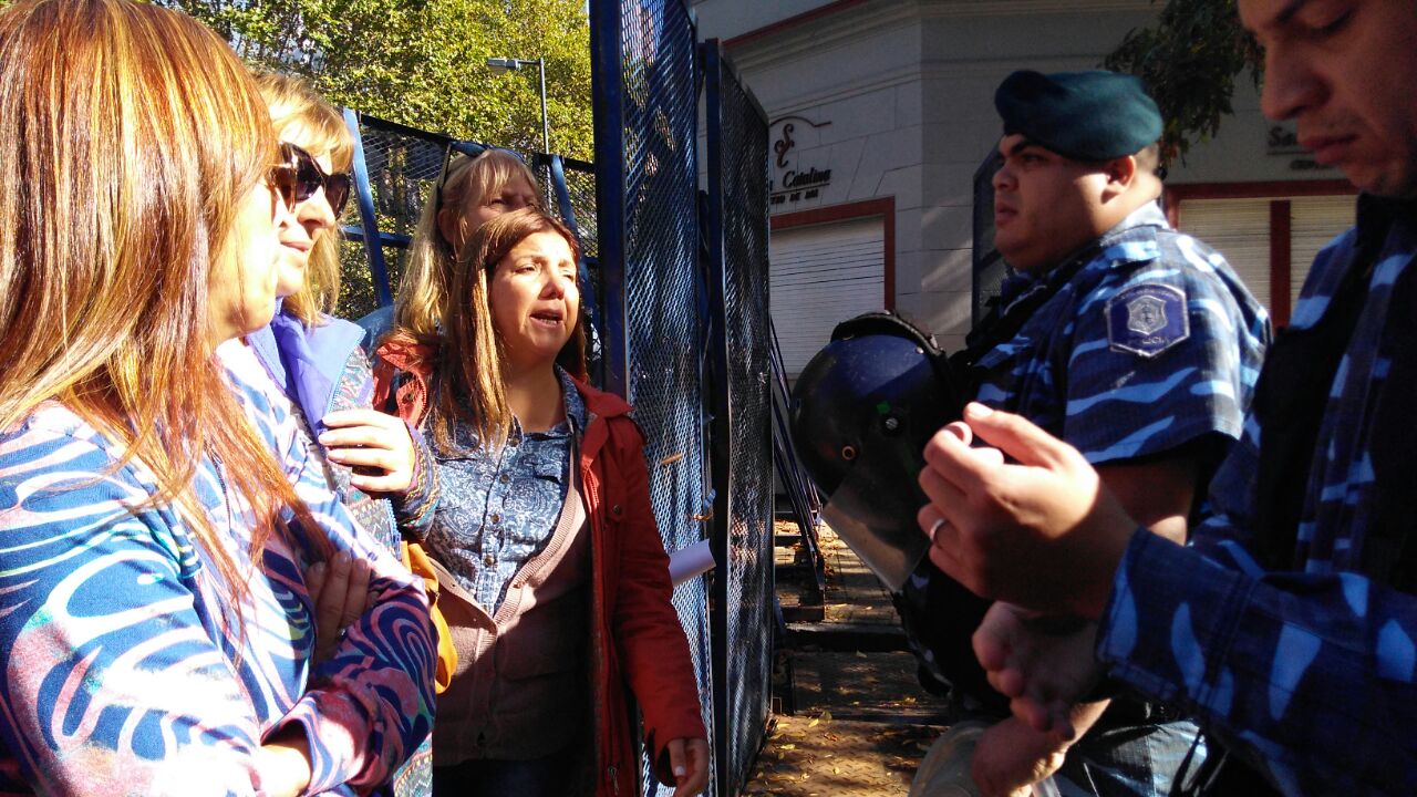 FIRME PRESENCIA DEL SUTEBA EN LA DGCYE EN DEFENSA DE LOS SALARIOS