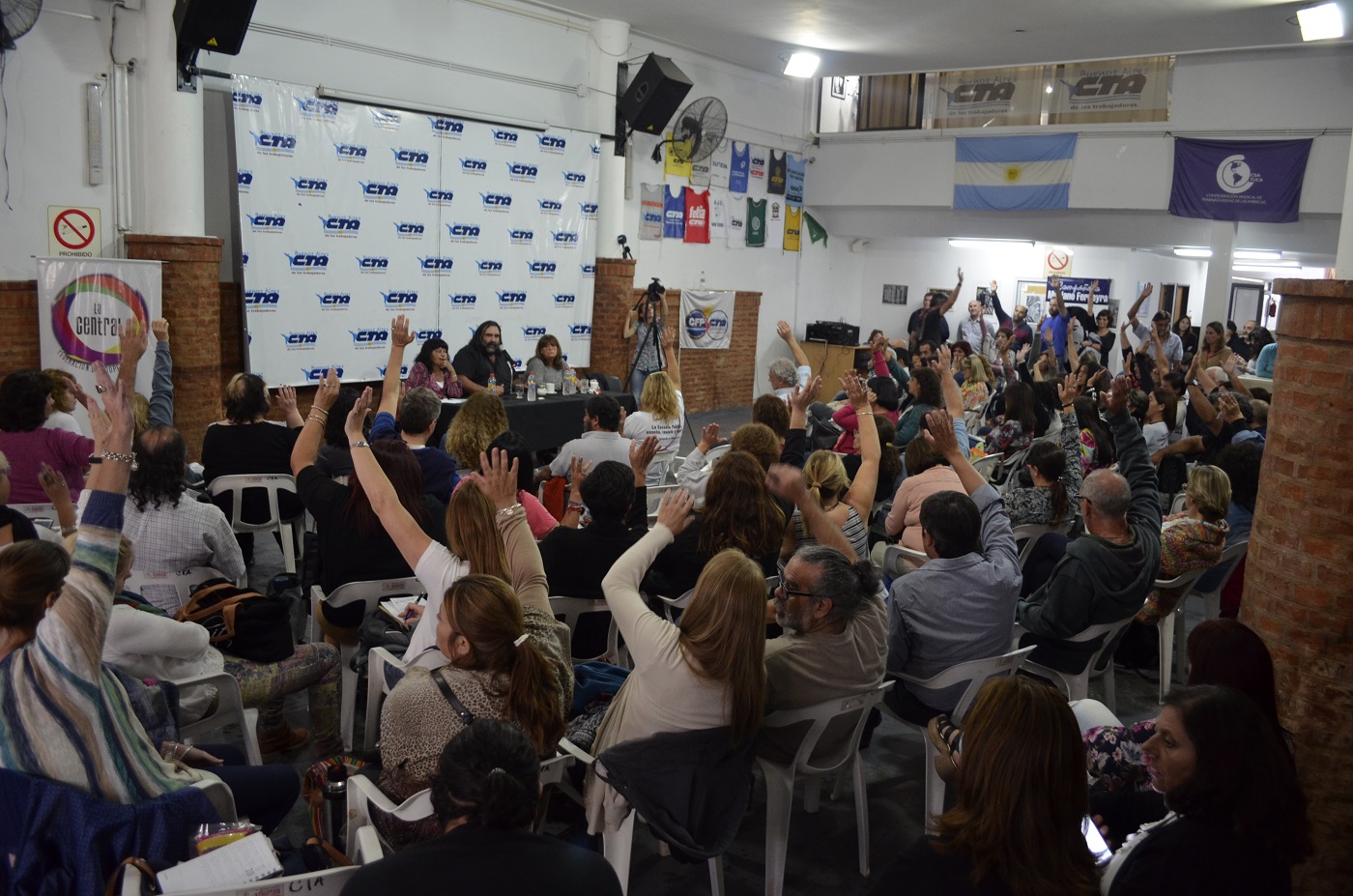 SE PROFUNDIZA EL PLAN DE LUCHA DE LOS DOCENTES