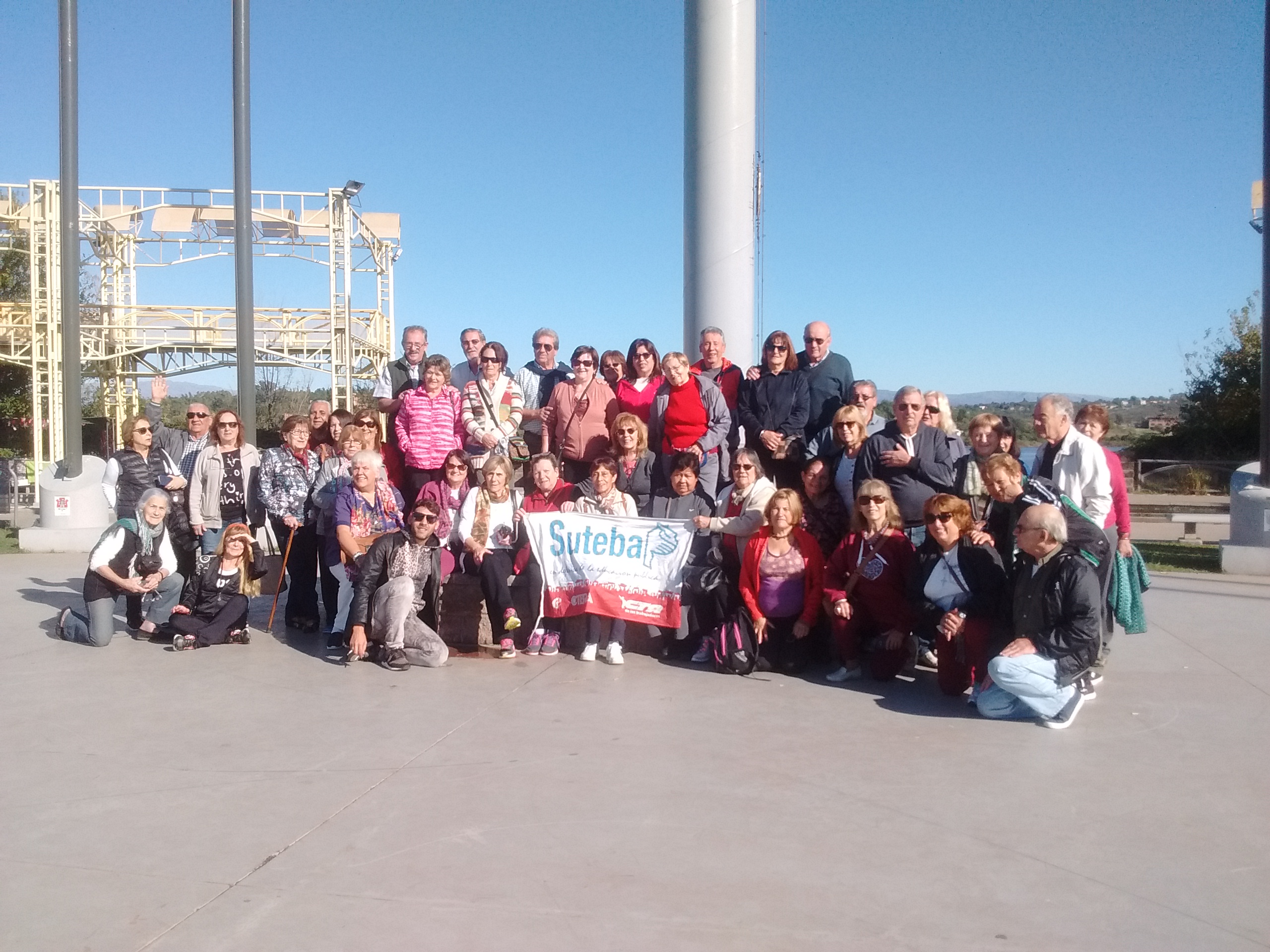 LXS JUBILADXS DE SUTEBA EN UNA NUEVA SALIDA PARA RECORRER CÓRDOBA
