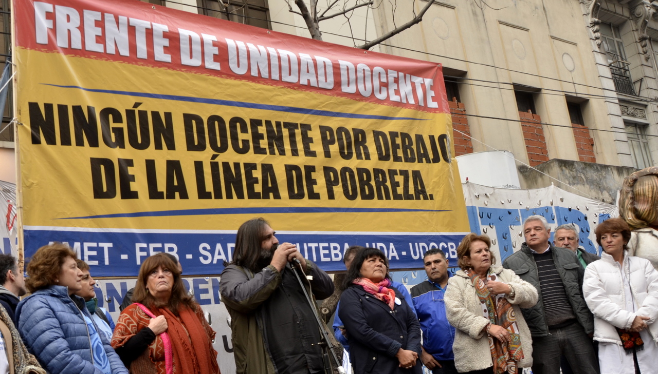 UNA CLASE DE LUCHA Y UNIDAD: #ALERTAEDUCACIÓN