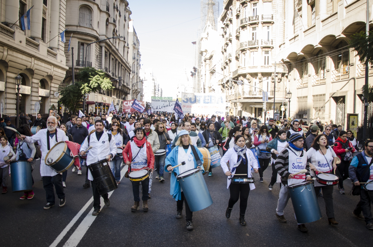 FUERTE PARO Y MOVILIZACIÓN CONTRA EL AJUSTE <BR />DE VIDAL