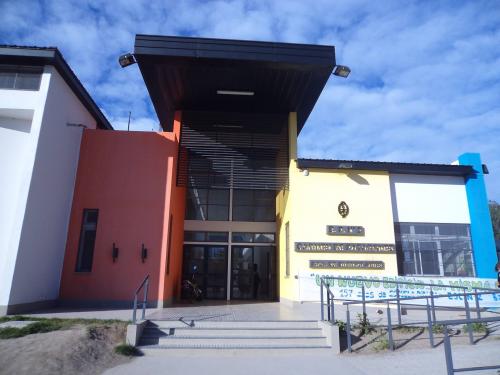 INCOMUNICADOS EN LAS ESCUELAS