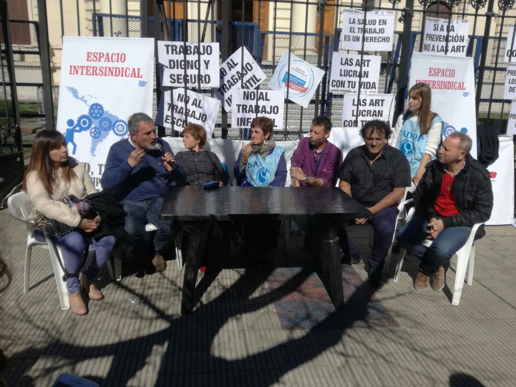 INTERSINDICAL POR LA SALUD DE LOS TRABAJADORES