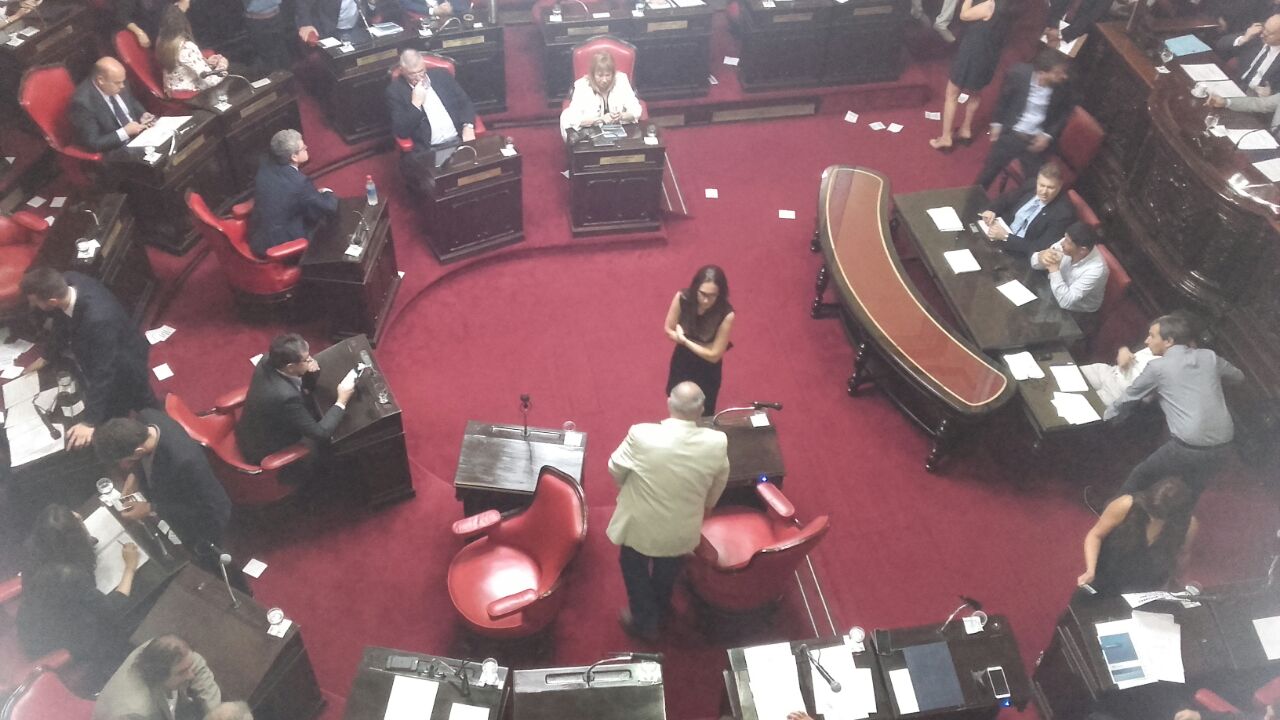 GRAVE RETROCESO PARA LXS TRABAJADORXS BONAERENSES: LA PROVINCIA ADHIRIÓ A LA LRT