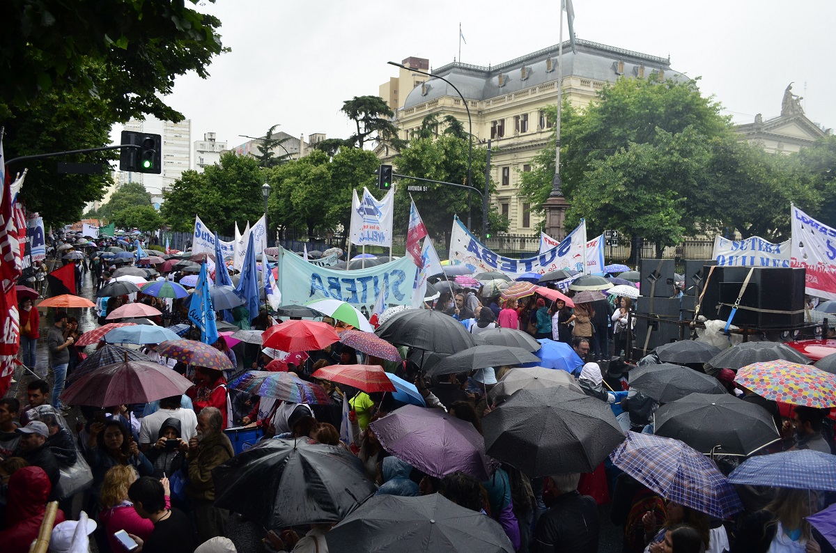 ¡LXS TRABAJADORXS UNIDXS DECIMOS NO A LA ARMONIZACIÓN!