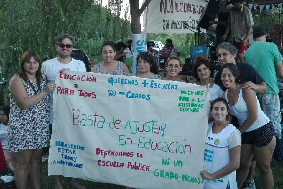 SUTEBA ACCIONA EN TODA LA PROVINCIA CONTRA EL CIERRE DE ESCUELAS RURALES Y DE ISLAS, Y EL CIERRE Y/O FUSIONES DE CURSOS