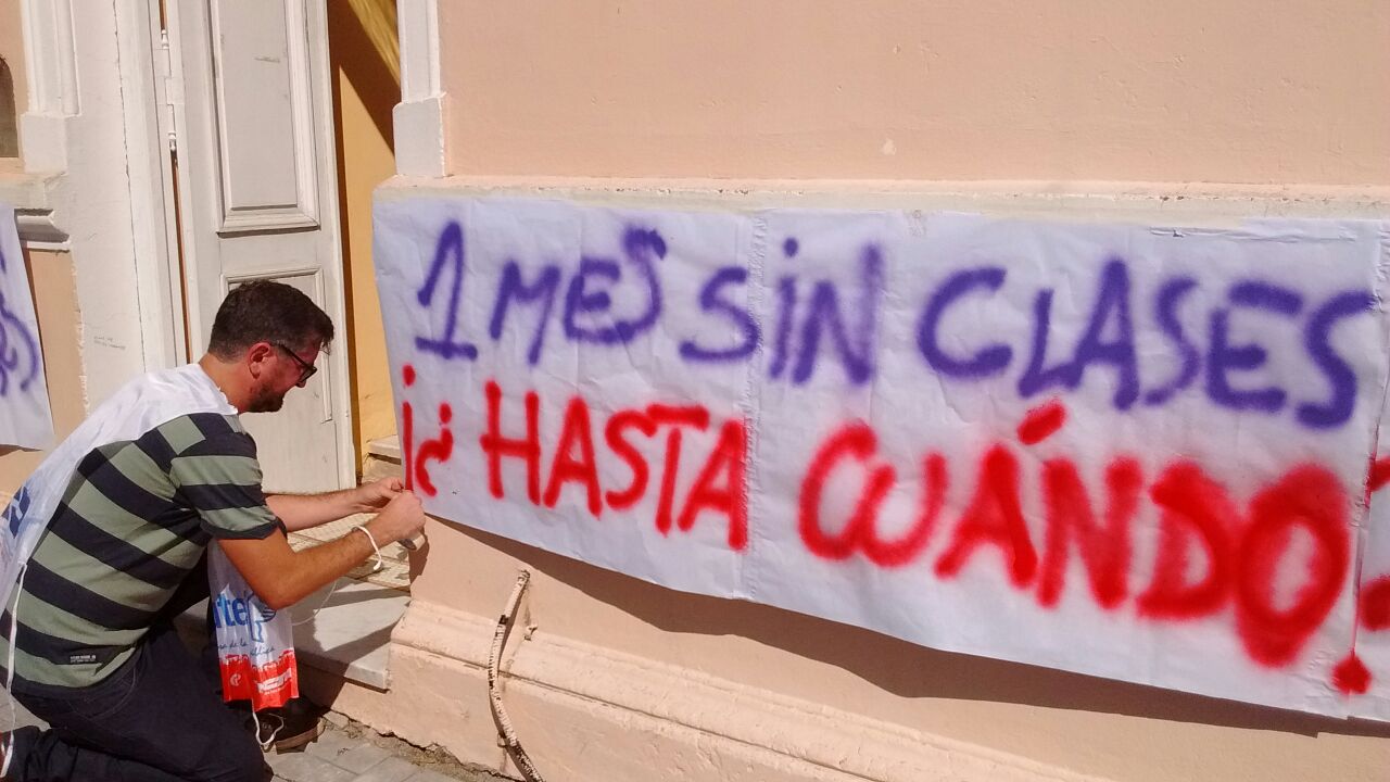 PUNTA INDIO: LA GOBERNADORA SIGUE DEJANDO A ALUMNXS SIN CLASES