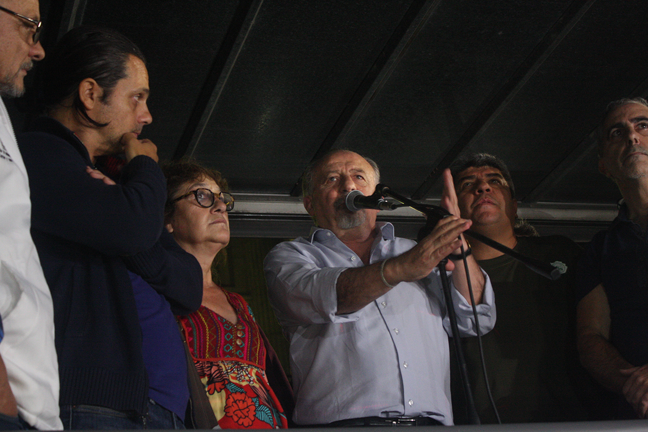 CON LA FUERZA DE LA UNIDAD, VAMOS FRENANDO EL TARIFAZO