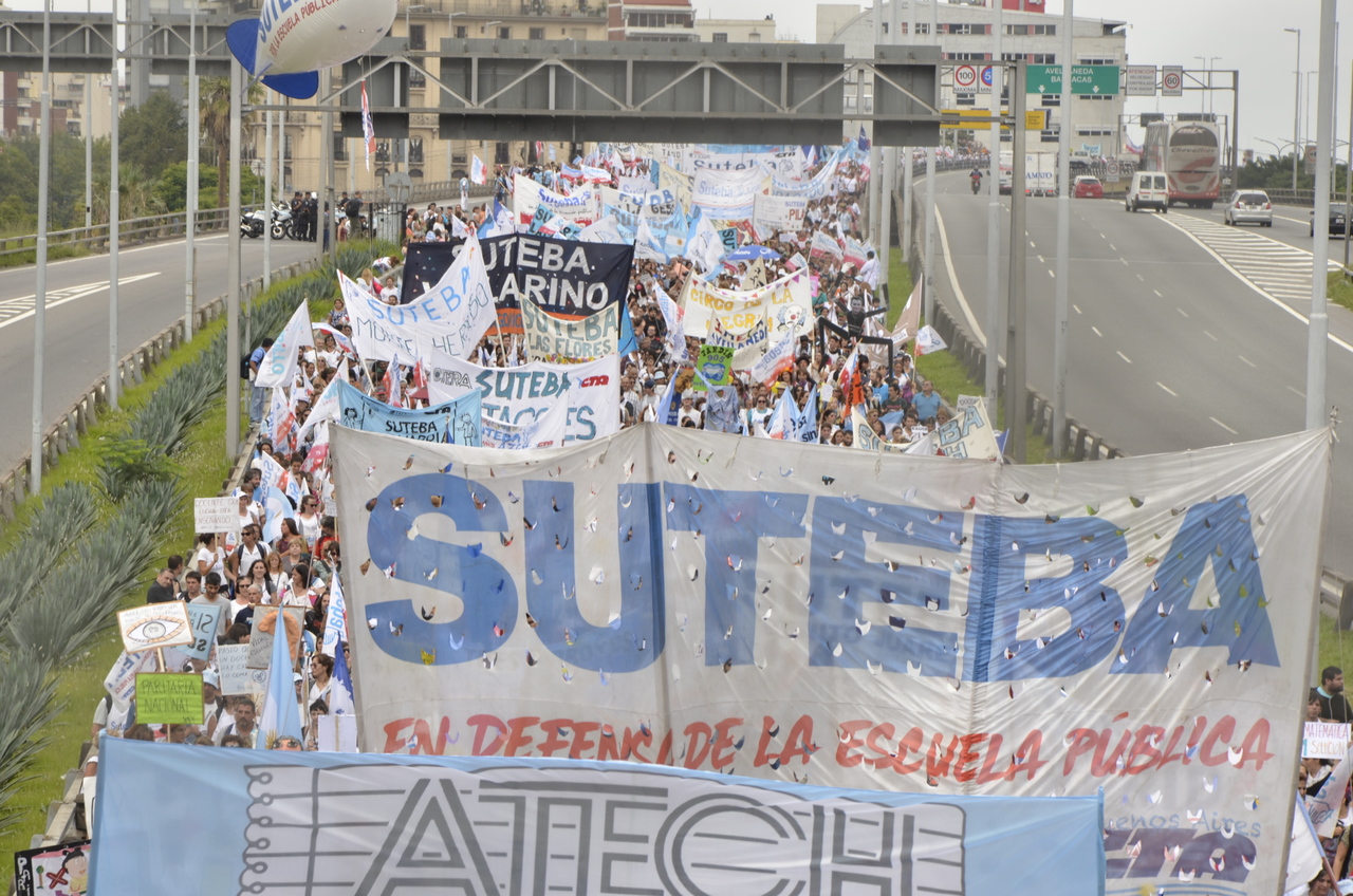 22 Y 23 DE MAYO: PARO DOCENTE DE 48 HS.