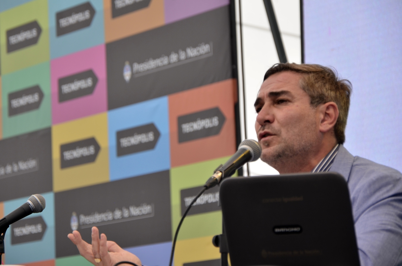 MARCELO ZARLENGA, CONSEJERO GENERAL DE CULTURA Y EDUCACIÓN, SE EXPRESA SOBRE LOS EOE