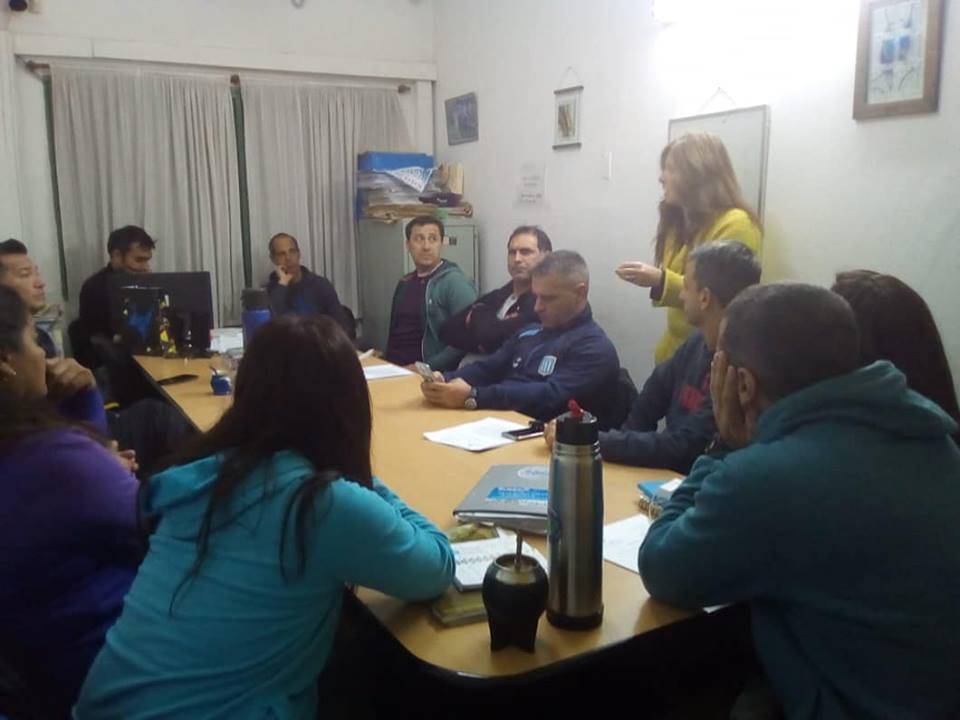 4/7:REUNIÓN PARA ANALIZAR EL PROYECTO DE LEY PARA "REGULACIÓN PROFESORES DE EDUCACIÓN FÍSICA"