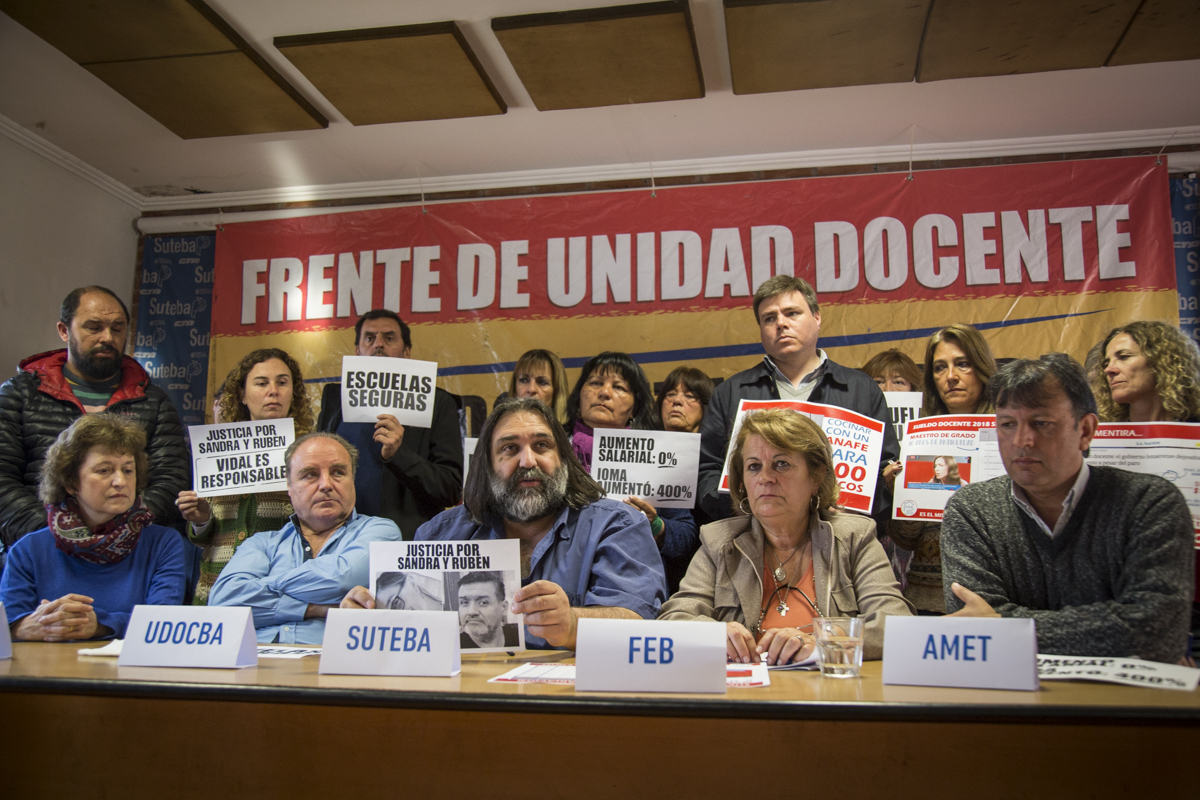 BARADEL: "ESTA ES UNA CRISIS SOCIAL QUE YA EXCEDE LO EDUCATIVO"