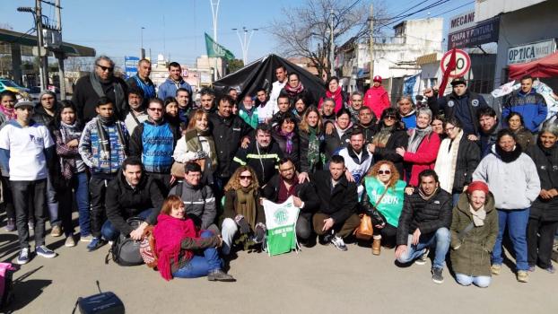 EL ESPACIO INTERSINDICAL "SALUD, TRABAJO Y PARTICIPACIÓN DE LXS TRABAJADORXS" JUNTO A LXS TRABAJADORXS ACAMPANTES DE MORENO