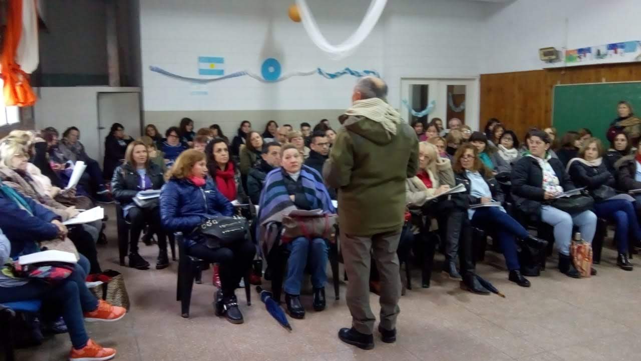 COMITE MIXTO DISTRITAL DE EDUCACIÓN DE LANÚS:"CAPACITACIONES SOBRE MAPA DE RIESGO Y PLAN DE EVACUACIÓN"