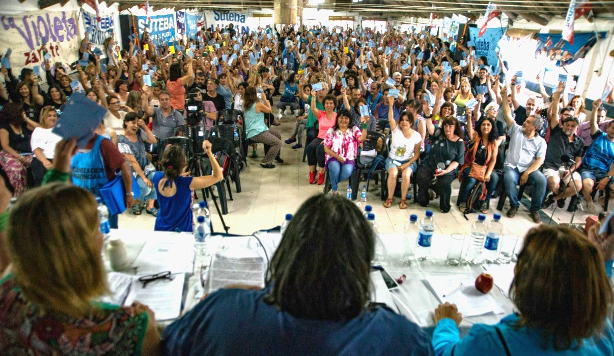 EL MANDATO DE LAS MAYORÍAS: UNIDAD, ORGANIZACIÓN Y LUCHA