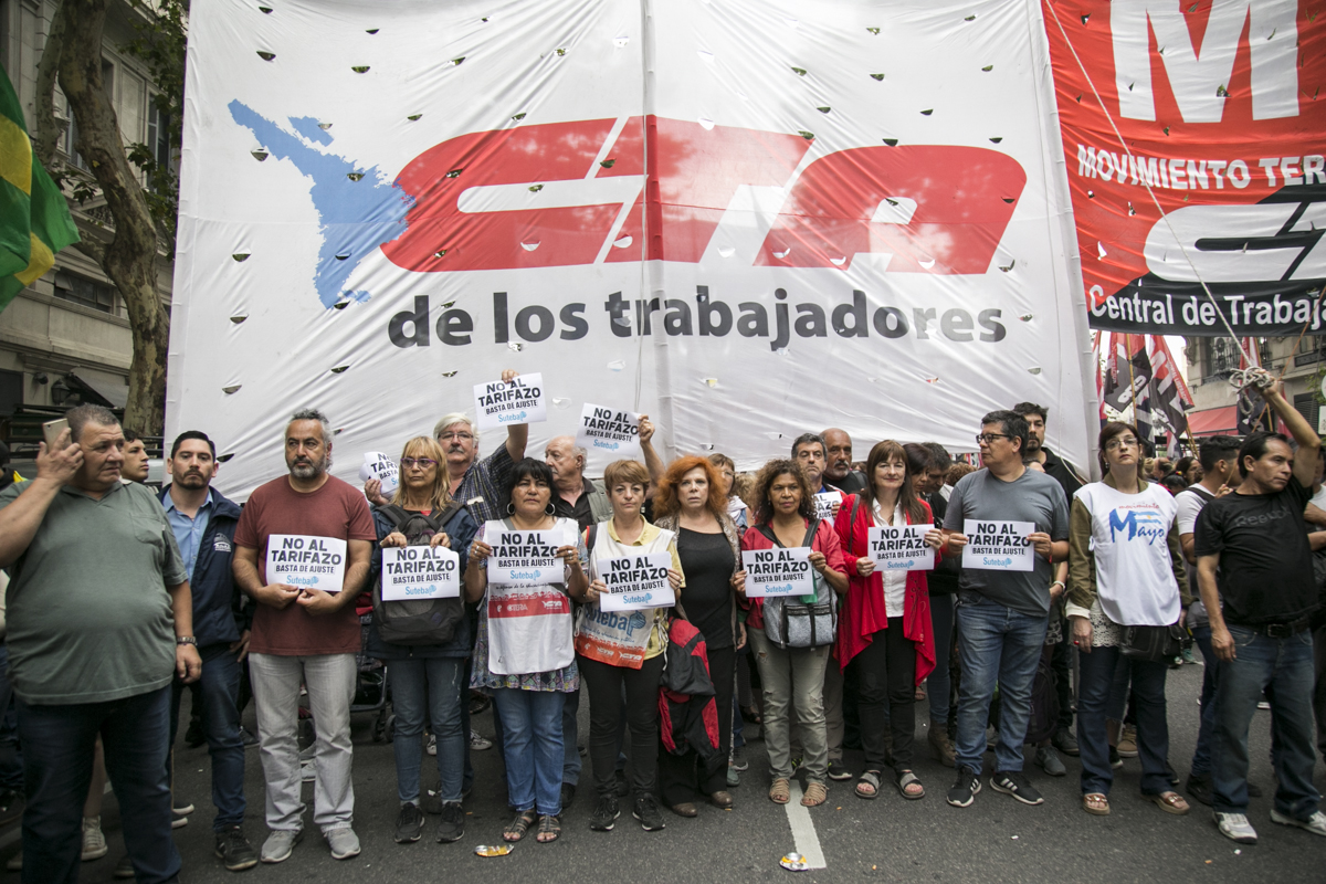 LXS TRABAJADORXS EN UNIDAD: ¡ABAJO EL TARIFAZO!