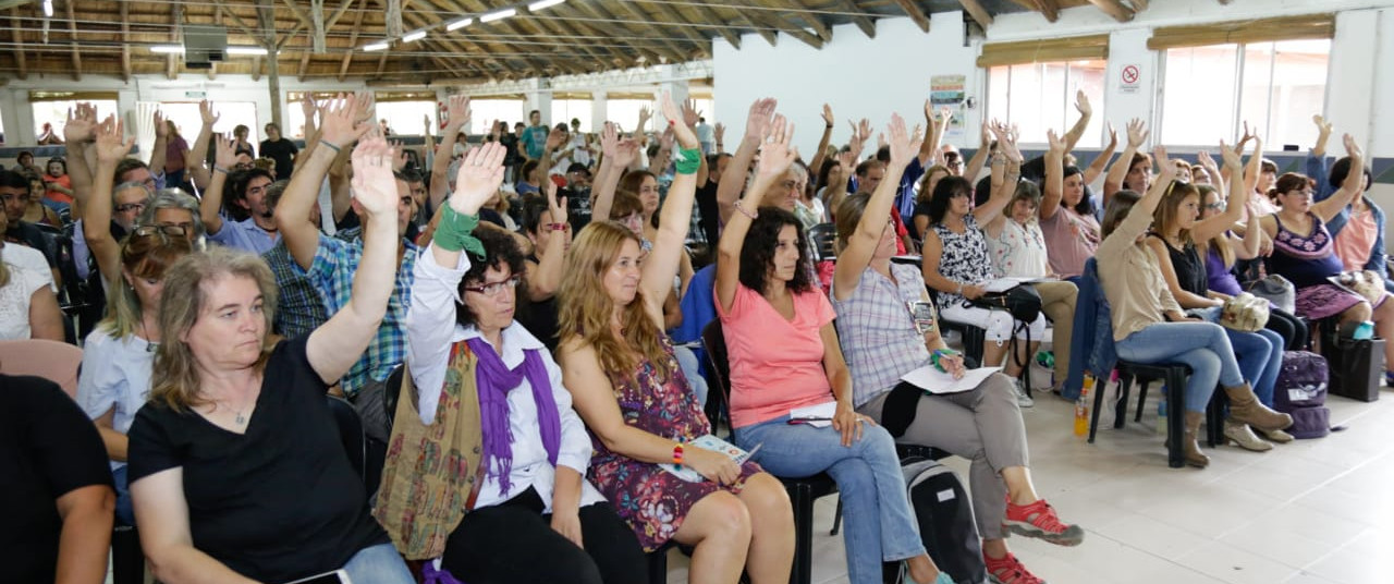 SUTEBA CONDICIONA LA FIRMA DEL ACUERDO