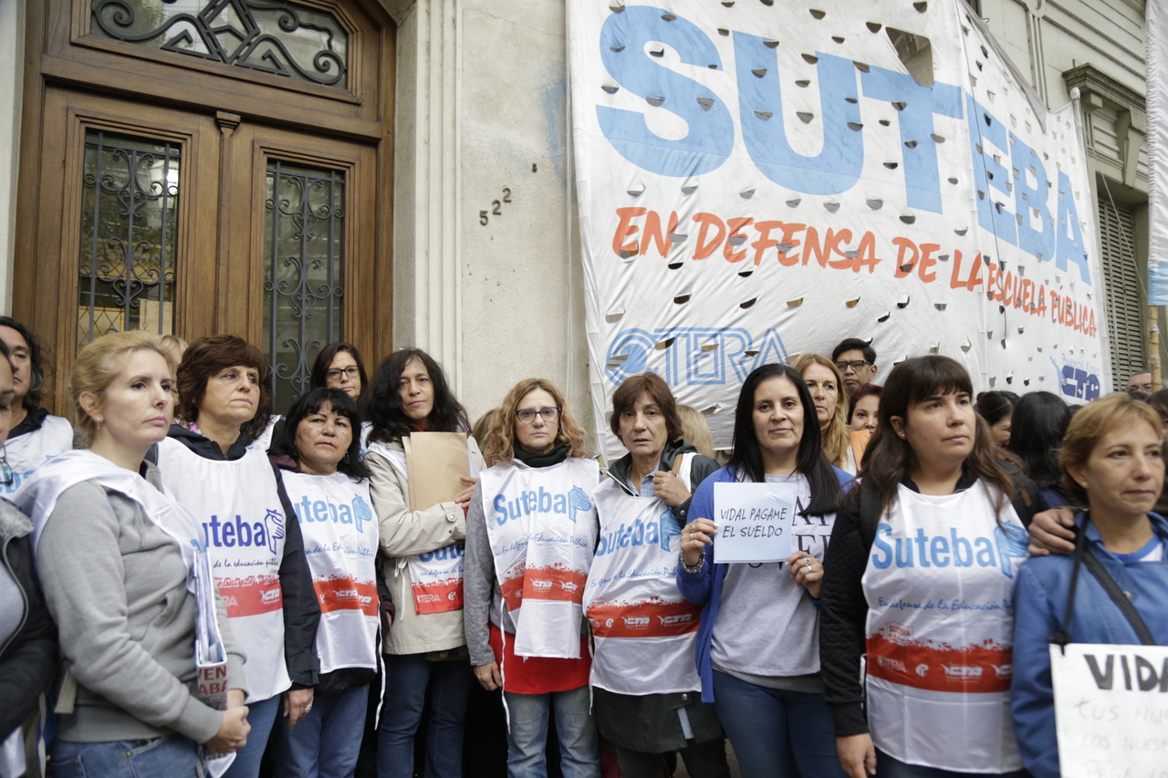 GOBERNADORA VIDAL: ¡PAGUE SU DEUDA CON LXS DOCENTES!