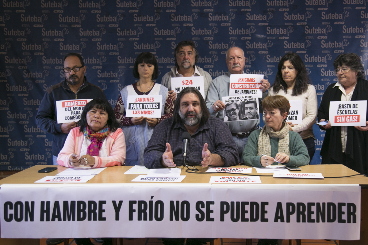 CON HAMBRE Y FRÍO NO SE PUEDE APRENDER