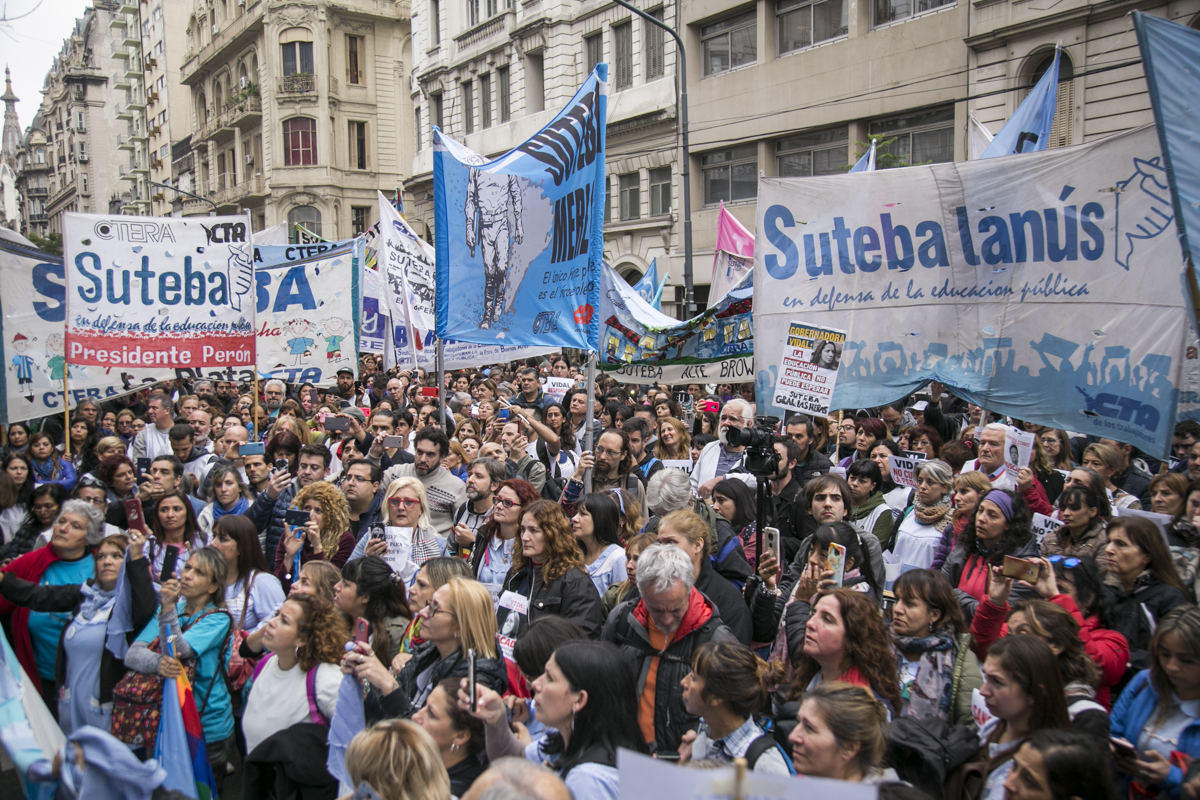 BARADEL: "TENEMOS QUE MANTENERNOS UNIDXS EN DEFENSA DE LA ESCUELA PÚBLICA Y DE LOS DERECHOS DE LXS TRABAJADORXS DE LA EDUCACIÓN"
