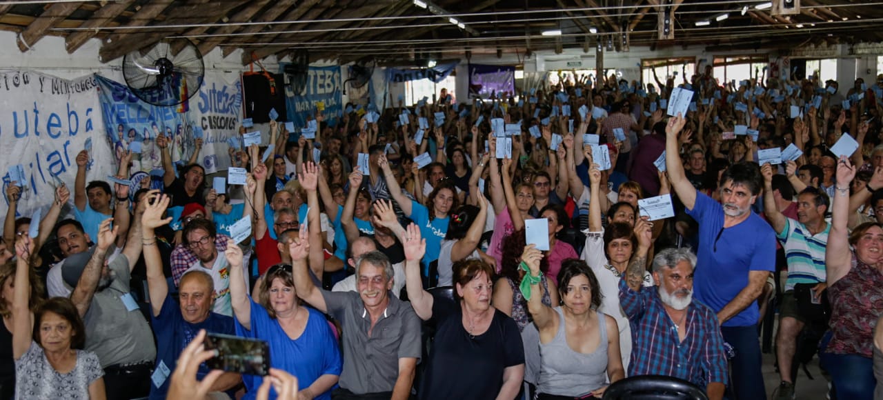 POR AMPLÍSIMA MAYORÍA, FUERON APROBADAS LA MEMORIA, BALANCE Y LA POLÍTICA GREMIAL PROPUESTA POR LA CONDUCCIÓN PROVINCIAL CELESTE VIOLETA