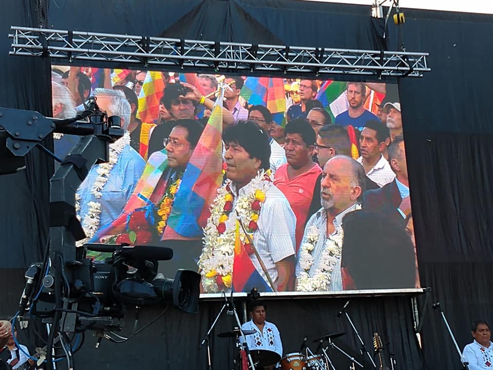 SUTEBA POR LA DEMOCRACIA Y LA LIBERTAD DE LOS PUEBLOS