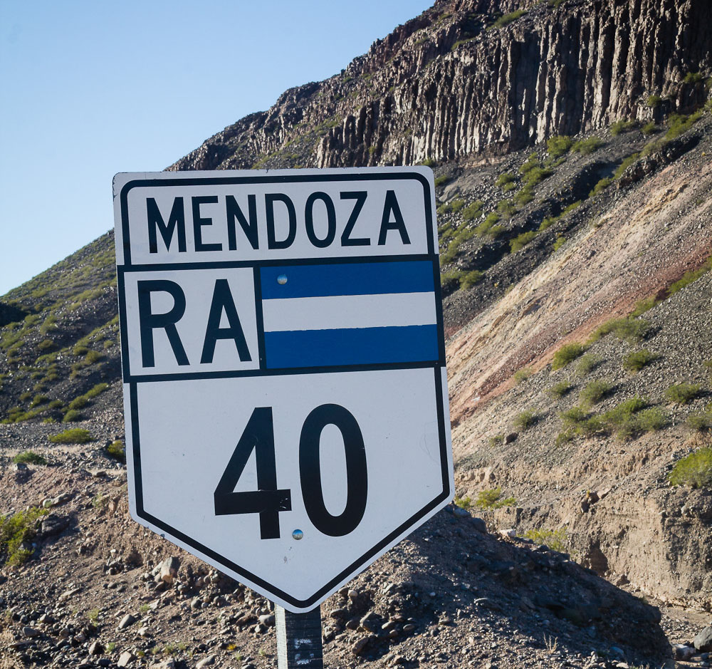 SEGUNDO TRAMO:  "PATAGONIA NORTE – CUYO SUR": DE BARILOCHE A MENDOZA