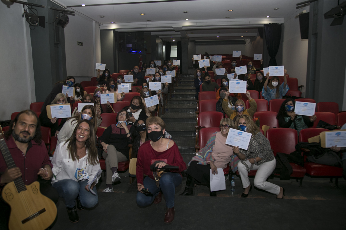 SUTEBA ENTREGÓ DIPLOMAS A DOCENTES DE JÓVENES Y ADULTXS Y DE FORMACIÓN PROFESIONAL DE LA MATANZA