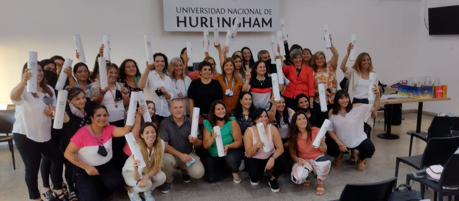 ENTREGA DE DIPLOMAS A GRADUADXS DE LA LICENCIATURA EN EDUCACIÓN