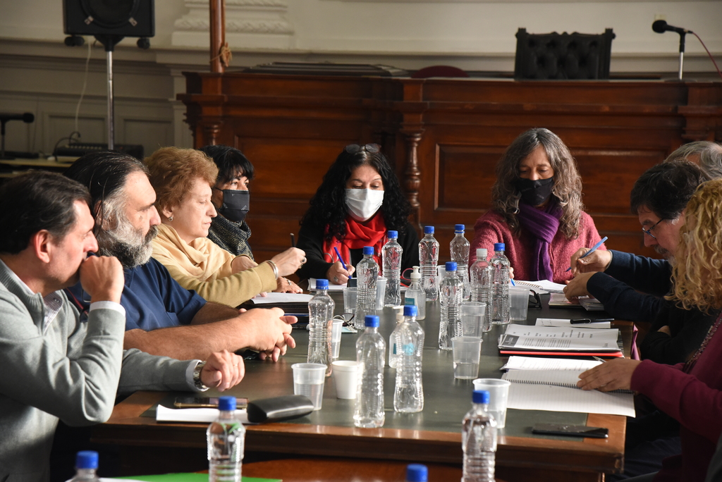 EL FUDB SE REUNIÓ CON LA DGCYE POR CALEFACCIÓN EN TODAS LAS ESCUELAS Y ABORDAJE DE CONFLICTOS