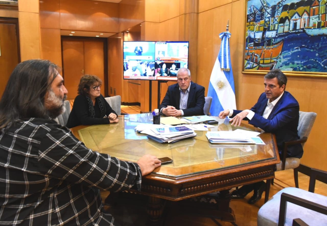 REUNIÓN DE CTERA CON EL MINISTRO DE EDUCACIÓN Y EL MINISTRO DE ECONOMÍA<STRONG><BR /></STRONG>