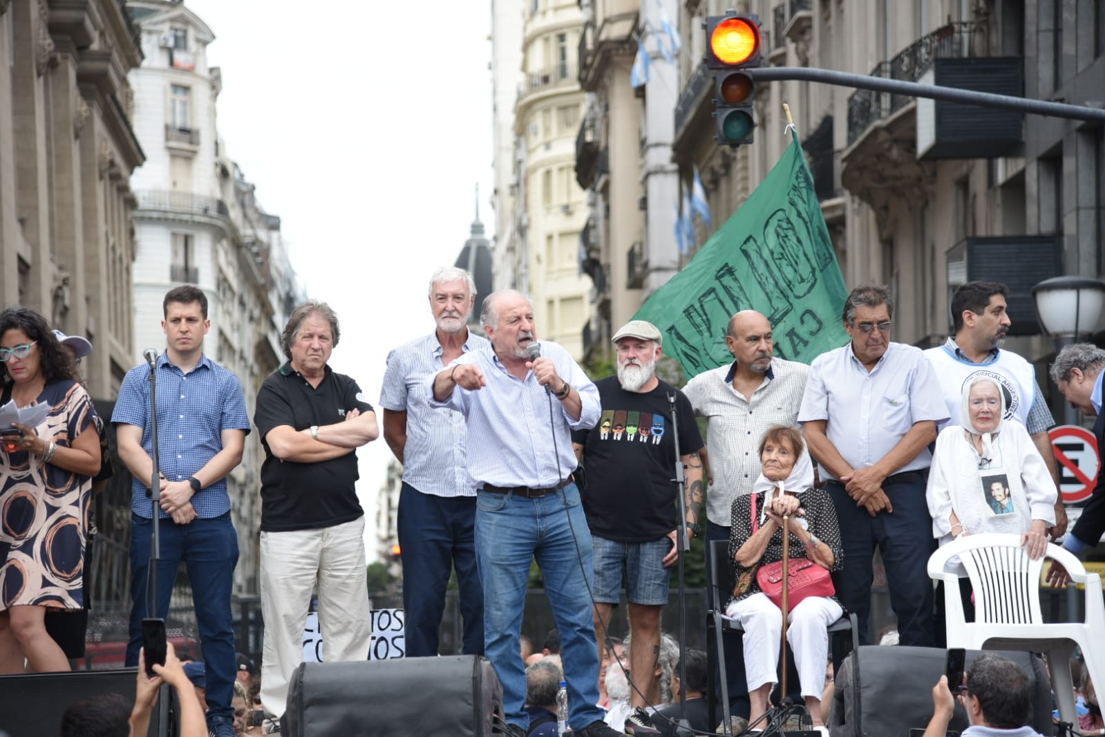 ¡BASTA DE MAFIA JUDICIAL, DEFENDAMOS LA DEMOCRACIA!
