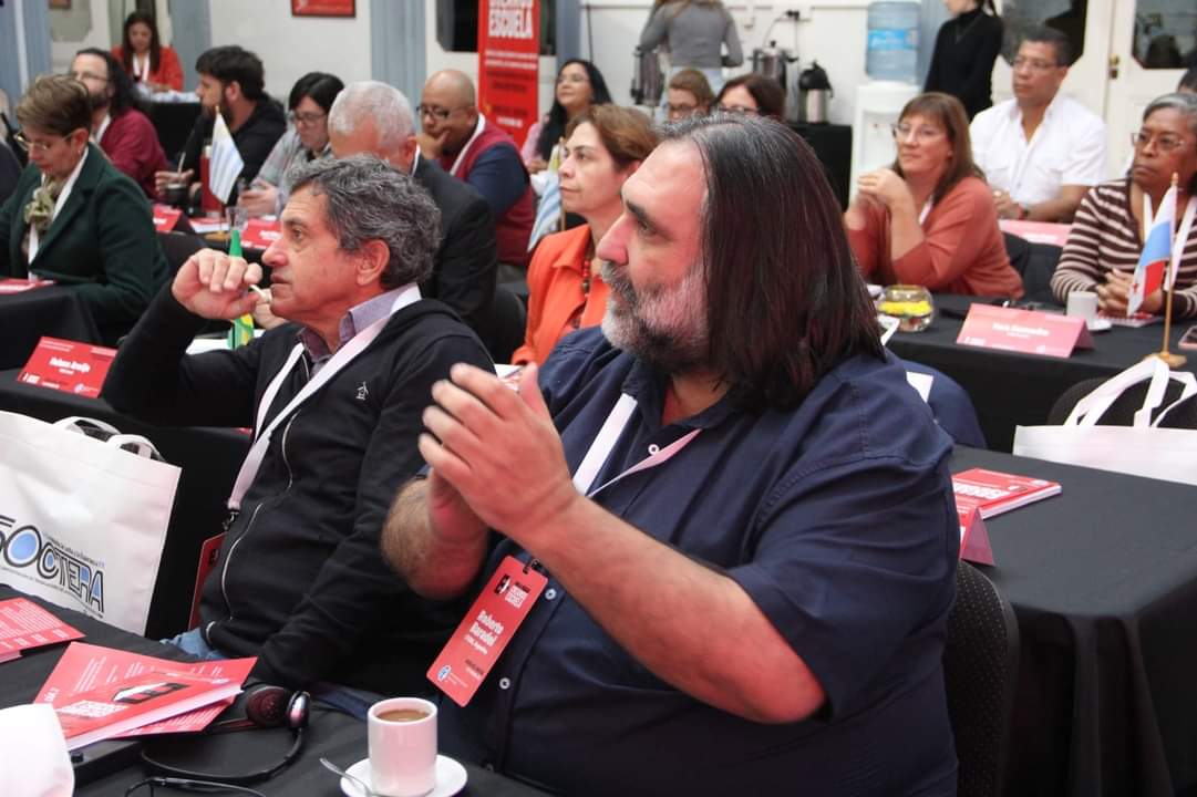 LA INTERNACIONAL DE LA EDUCACIÓN, REUNIDA EN LA CTERA, LANZÓ LA CAMPAÑA #PORLAPÚBLICA #CREAMOSESCUELA EN AMÉRICA LATINA