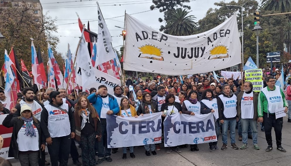 CTERA RECLAMA URGENTE RESPUESTA INTEGRAL A LA LUCHA DE LXS DOCENTES JUJEÑOS